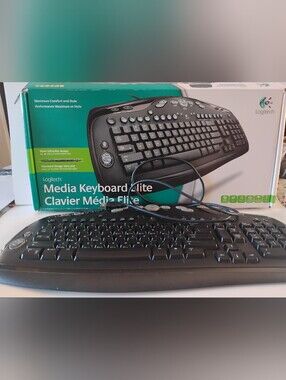 Logitech Wired Media Keyboard in Black